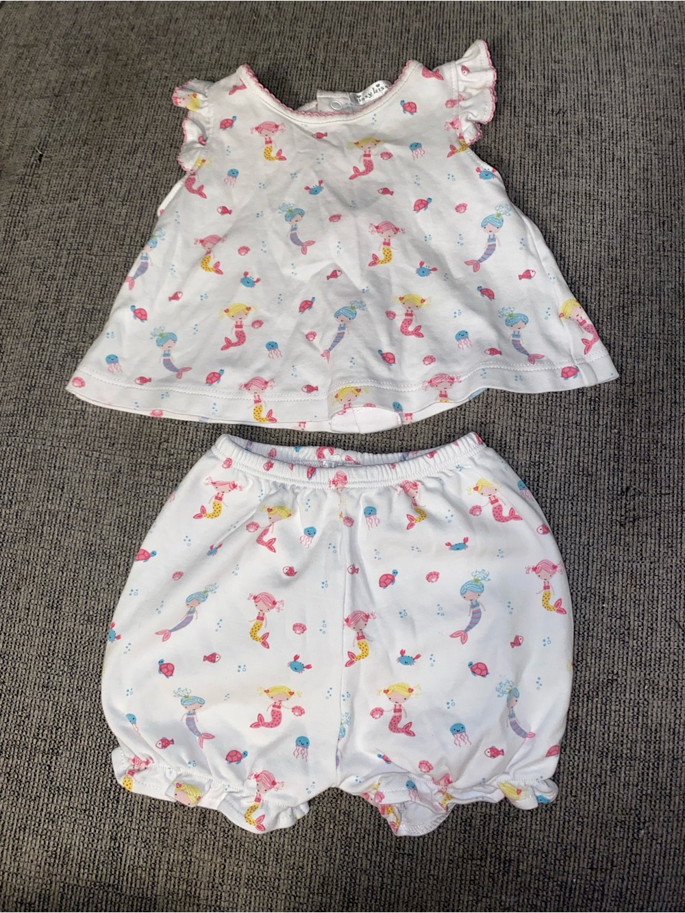 Kissy Kissy Underwater Mermaids Top & Bubble Shorts Set 3-6M EUC